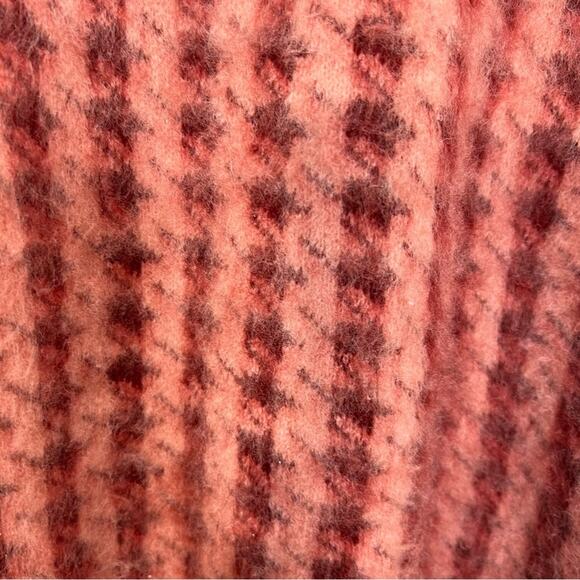 Pinch Pink Red Houndstooth Oversized Sweater Size Large NWT - Picture 4 of 13